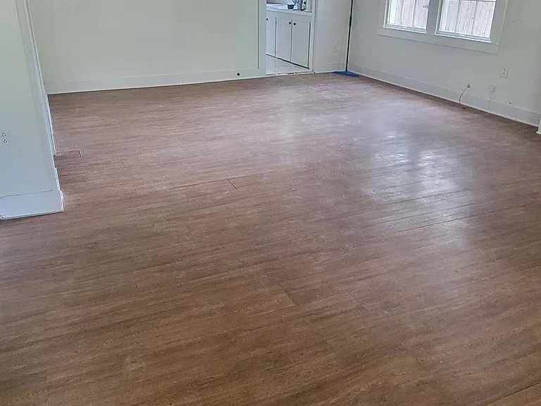 1008 Pine St — Photo 2