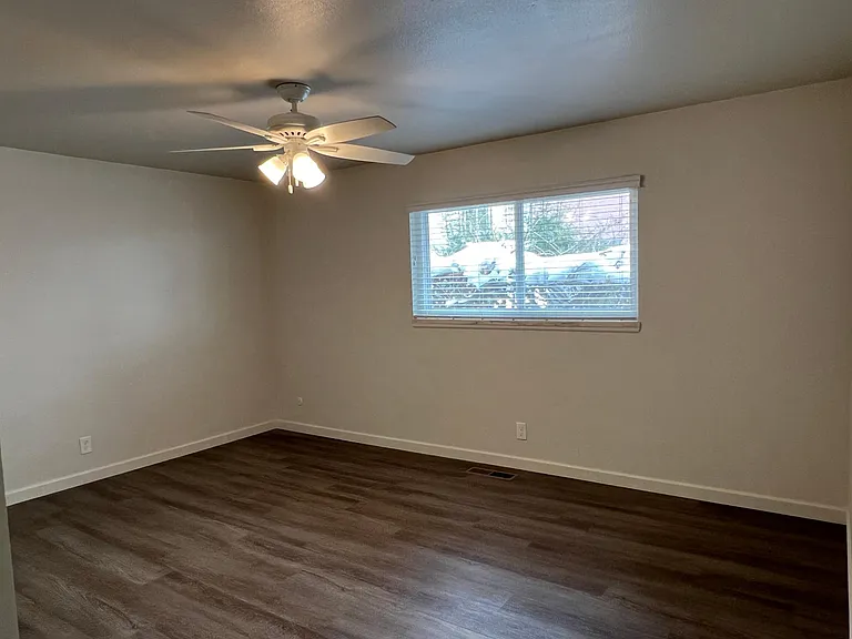 1220 Wright St — Photo 11