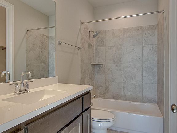 The Chapman Full Bath