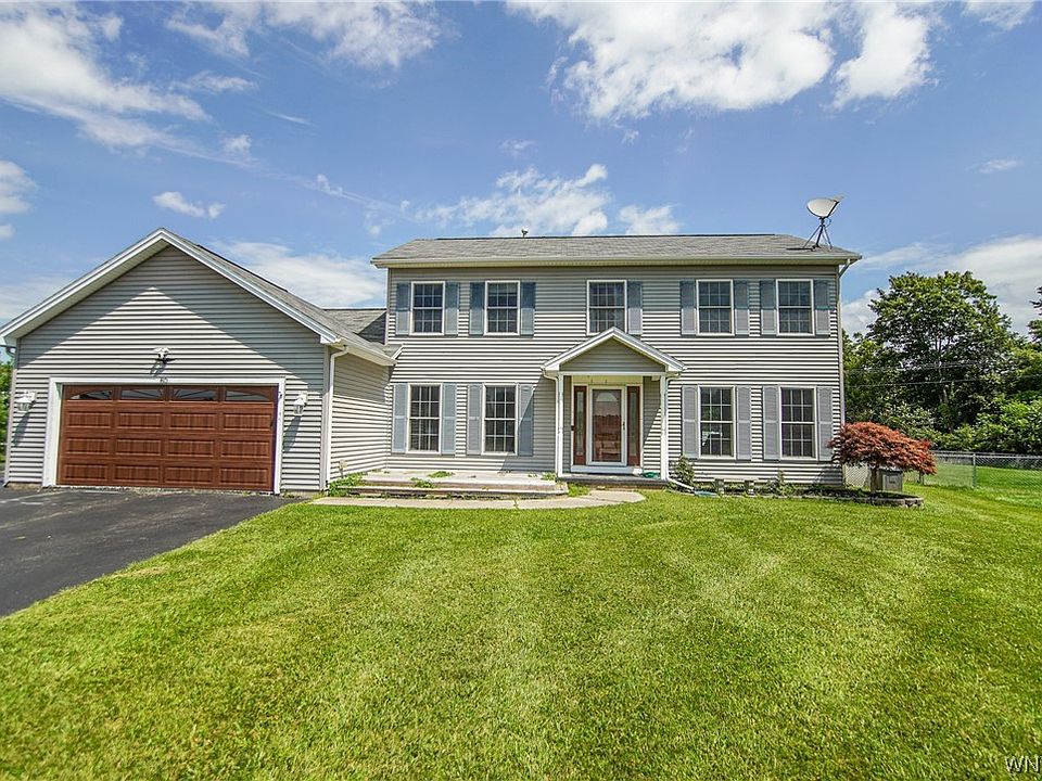 1st image of 80 Diana Dr