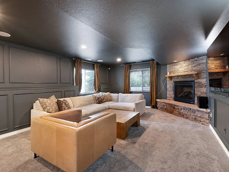 1411 Fieldwood Ct — Photo 39