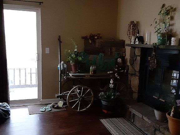 5th image of 18 Bentree Ln #401