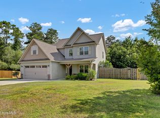 904 Gulf Chase Ct, Sneads Ferry, NC 28460