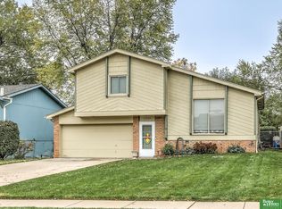 12929 Browne St, Omaha, NE 68164