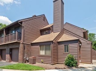 10 Yacenda Parsippany Troy #D, Morris Plains, NJ 07950