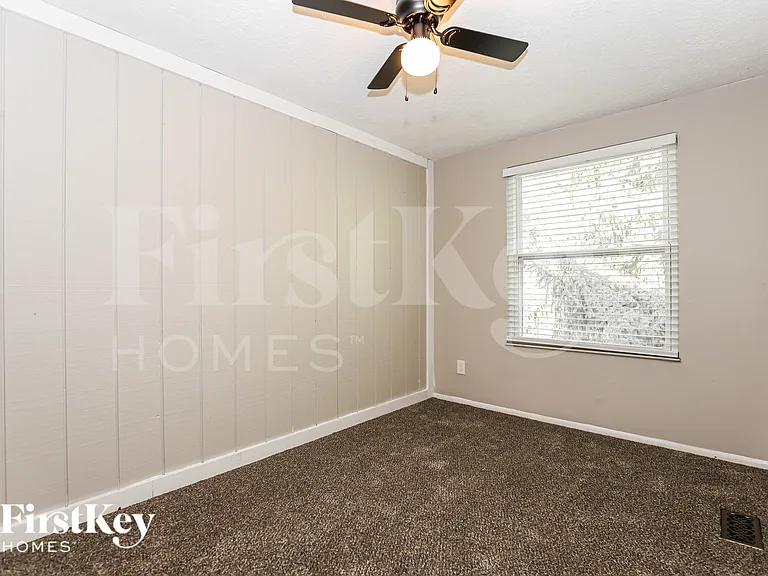 4207 Edinburgh Dr — Photo 12