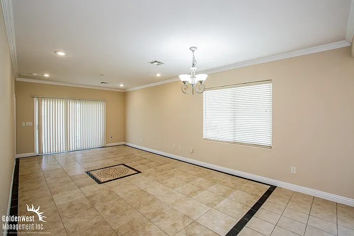 2577 Divine Sky Dr — Photo 4