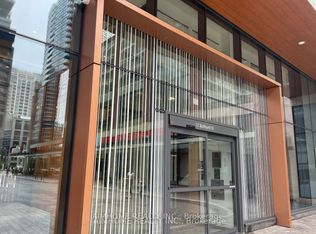 17 Bathurst St S #3715, Toronto, ON M5V 0N1