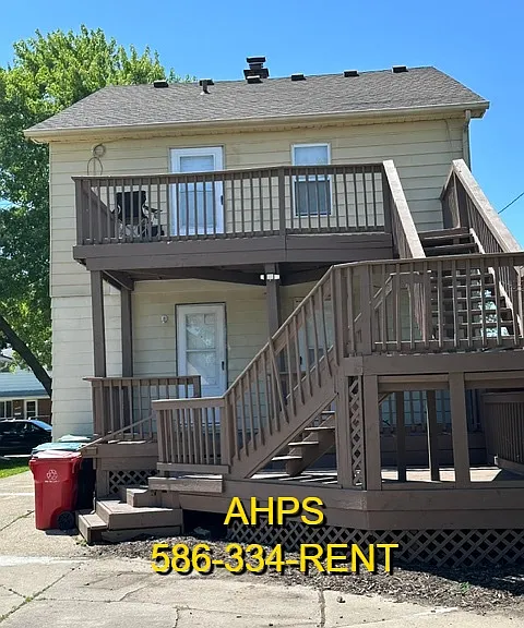 24320 Flower Ave — Photo 7