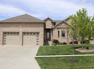 2300 Rokeby Rd, Lincoln, NE 68512