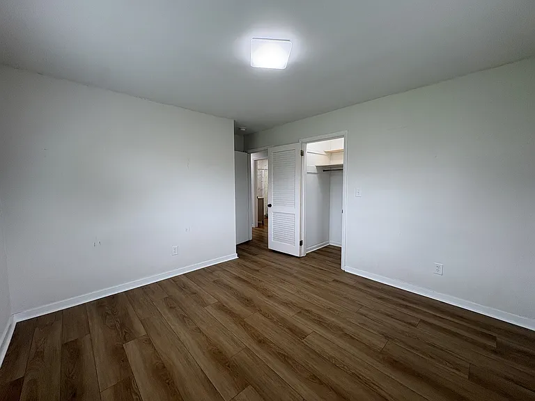499 Greenwell Ct — Photo 16