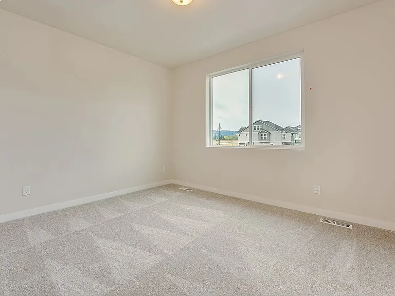 8266 SE Blanton — Photo 18