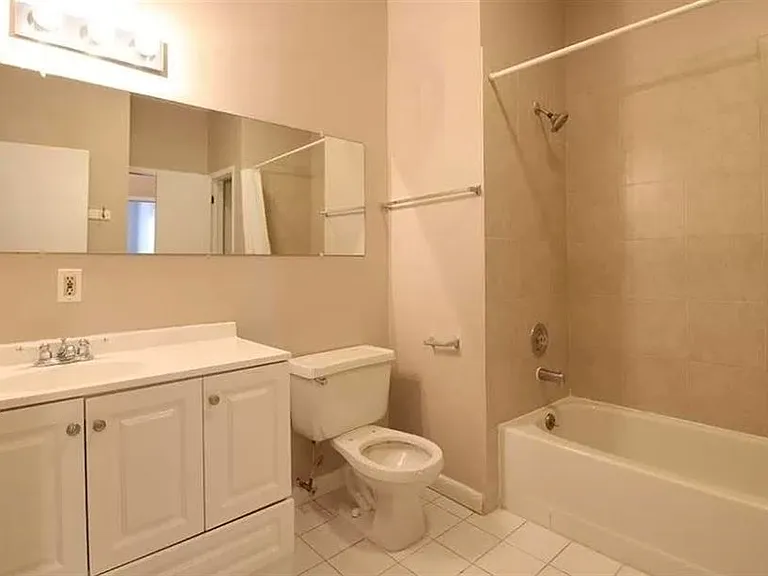 511 Park Ave #2 — Photo 10