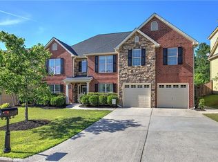 136 Caledonian Cir, Dallas, GA 30132