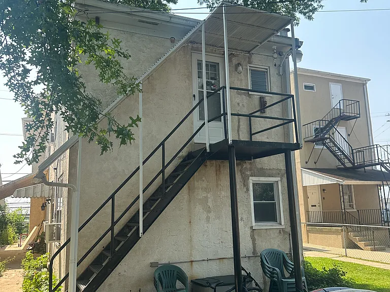 1307 E Ridge Pike #2 — Photo 1