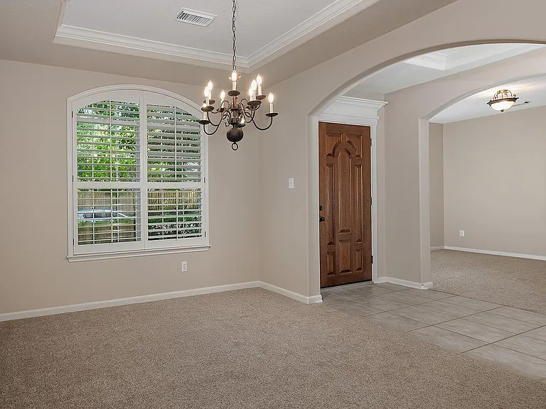 54 S Longsford Cir — Photo 6