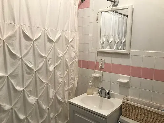 Rented by RV Realty | media 10