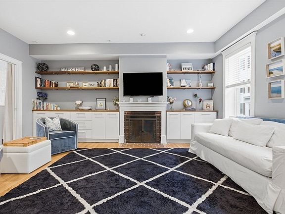 2nd image of 35 Winthrop St #1