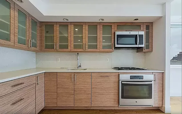 Rented by Living New York | media 3