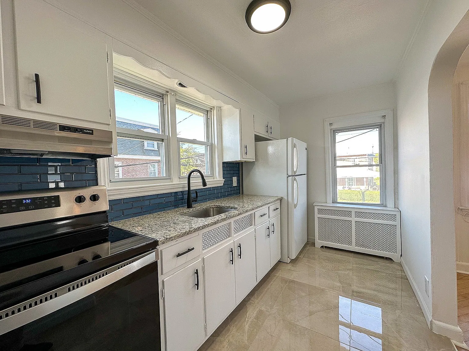 Madison Ave Apartments — Photo 1