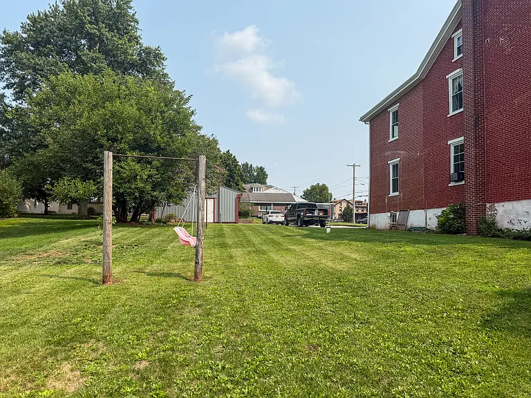 504 Fivepointville Rd #2 — Photo 28