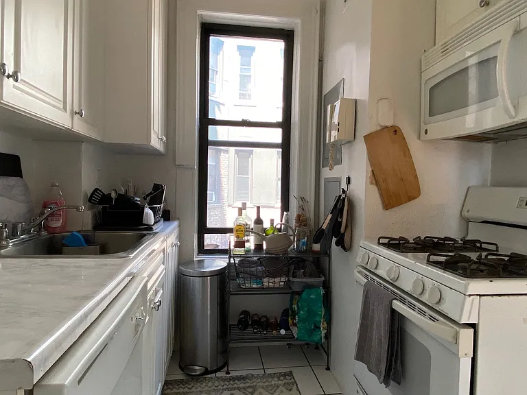 191 Claremont Ave #44 — Photo 7