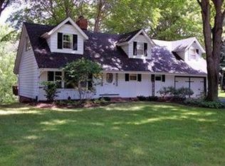 8601 Hilltop Dr, Mentor, OH 44060