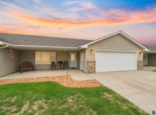 207 W 5th St UNIT 103, Hartford, SD 57033