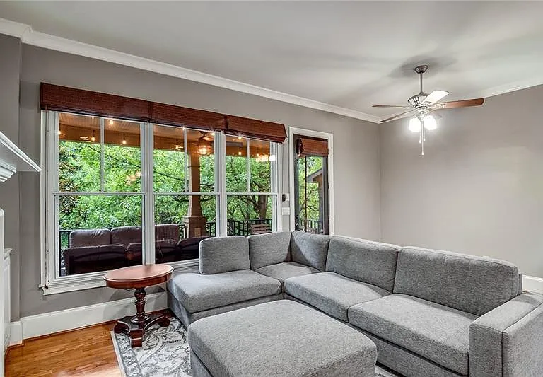1219 Mecaslin St NW #6 — Photo 10