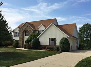 421 Belmont Park Dr, Munroe Falls, OH 44262