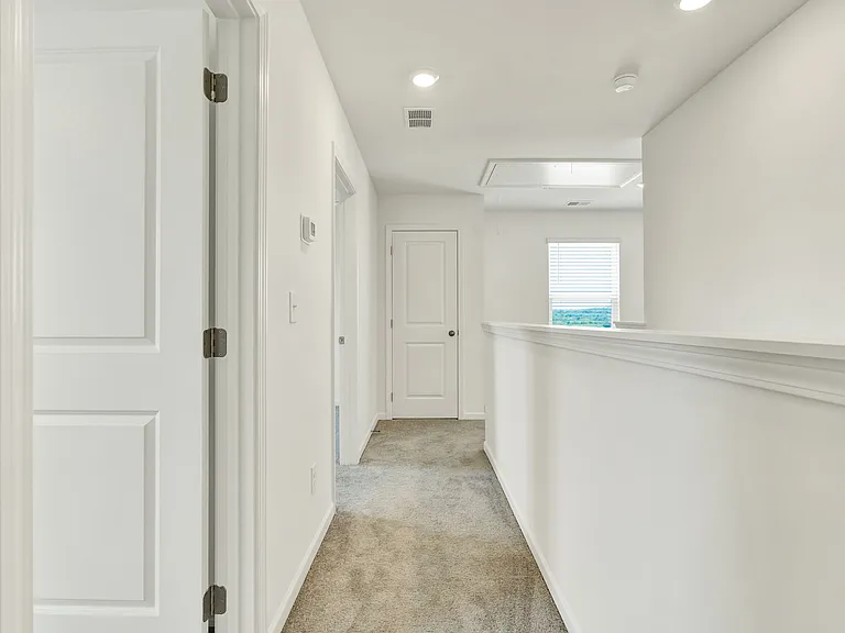 5010 Highwood Dr NE — Photo 15