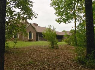 944 Iron Mountain Dr, Hartford, KY 42347