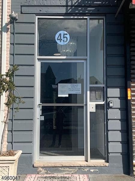 2nd image of 45 Bloomfield Ave