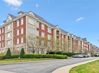 100 Vista Cir APT 402, Pittsburgh, PA 15238