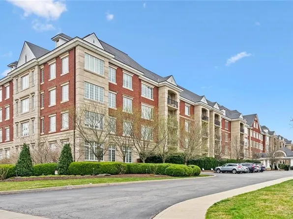 100 Vista Cir APT 402, Pittsburgh, PA 15238