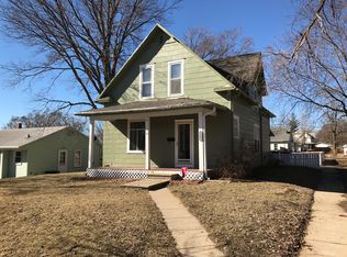 1301 S Paxton St, Sioux City, IA 51106