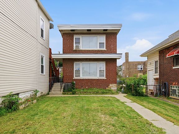 3rd image of 731 E 88th Pl