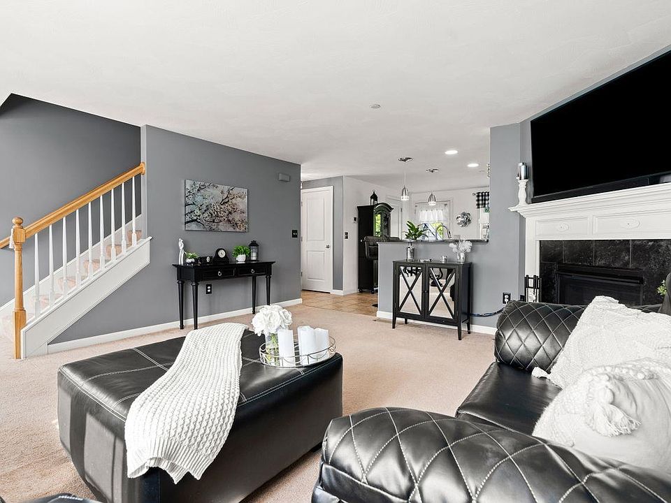 20 Hartshorn Way, Manchester, NH 03109 MLS 4953980 Zillow