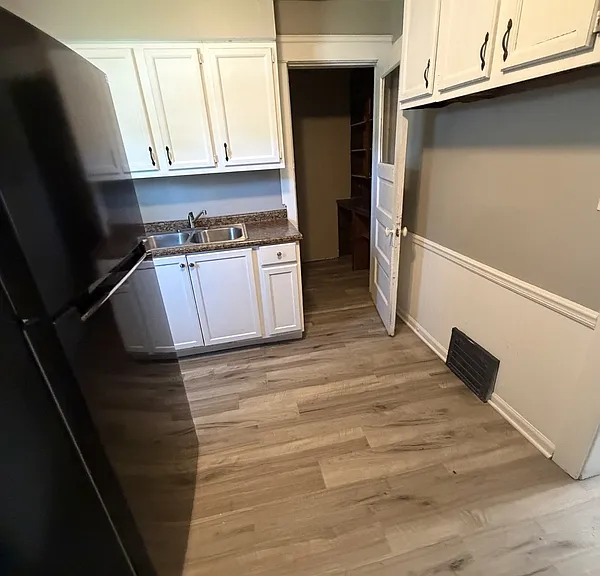 7700 Goodman Ave — Photo 7