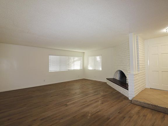 2nd image of 208 Mira Mar Ave #1-0208-01