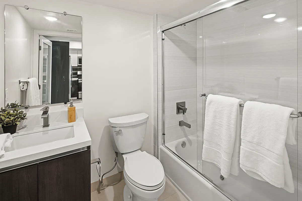 10608 Santa Monica Blvd — Photo 4