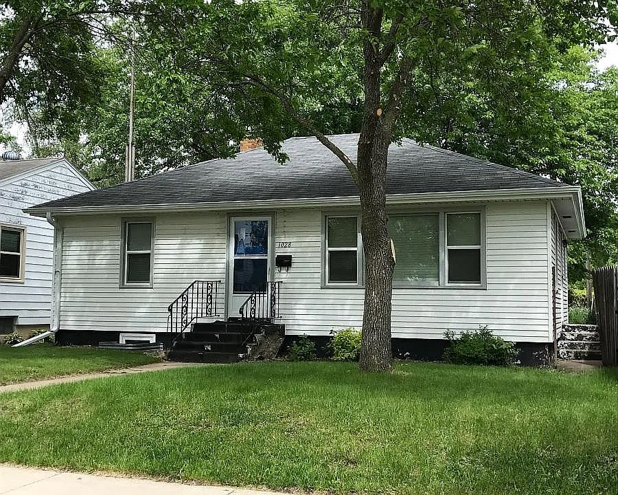 1st image of 1028 17th Ave S