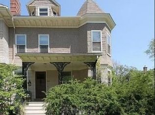1203 Hinman Ave, Evanston, IL 60202