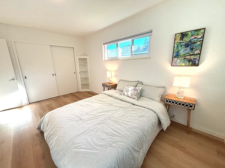 1558 Edgewood Dr — Photo 16