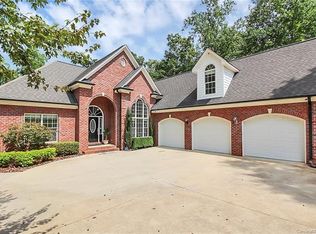 3808 Christin Gamble Ct, Bessemer City, NC 28016