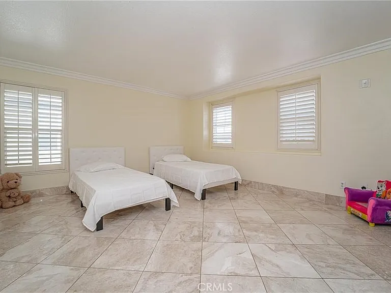 5963 Pinegrove Pl — Photo 28