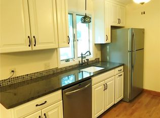 47 Todd St, Warwick, RI 02888