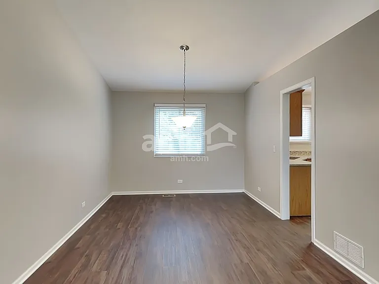 3612 Fawn Ln — Photo 8