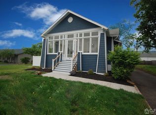 772 William St, Middlesex, NJ 08846