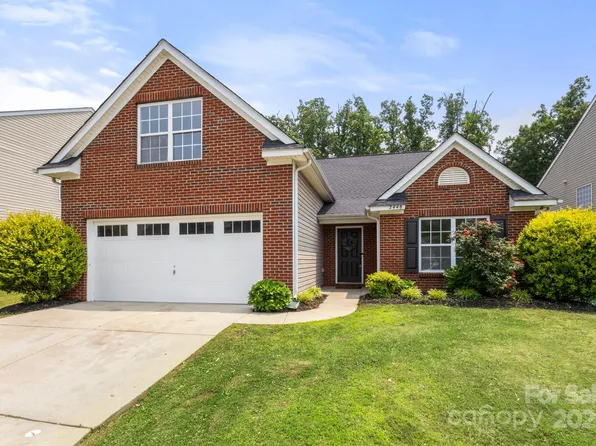 2448 Sweet Birch Ct, Gastonia, NC 28054